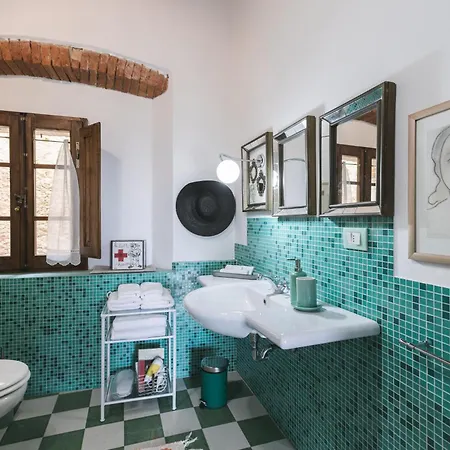 Casa Marelli شقة كاستيلموتْسْيو