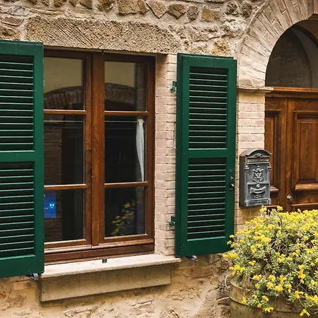 Casa Marelli كاستيلموتْسْيو